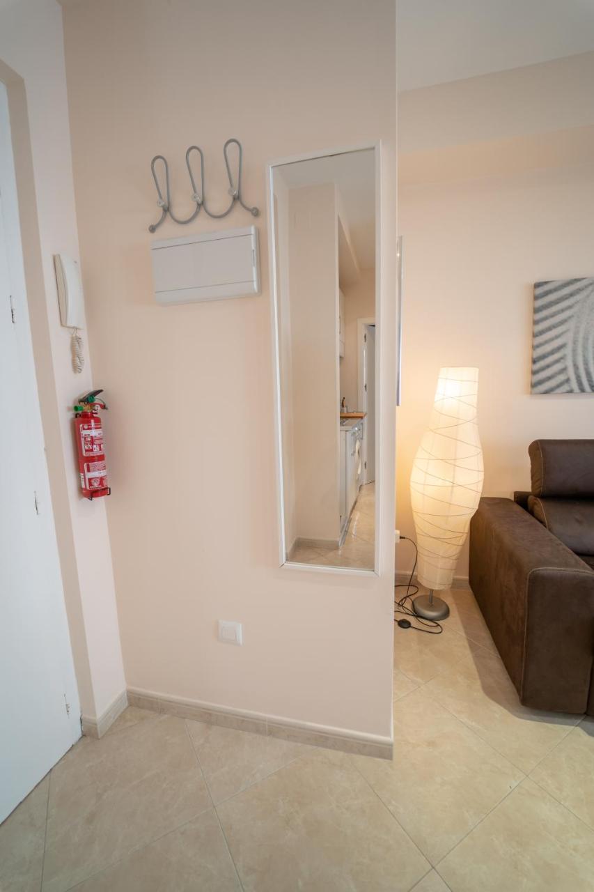 Apartmán Larra Nervion Subway Tranvia Sevilla Exteriér fotografie