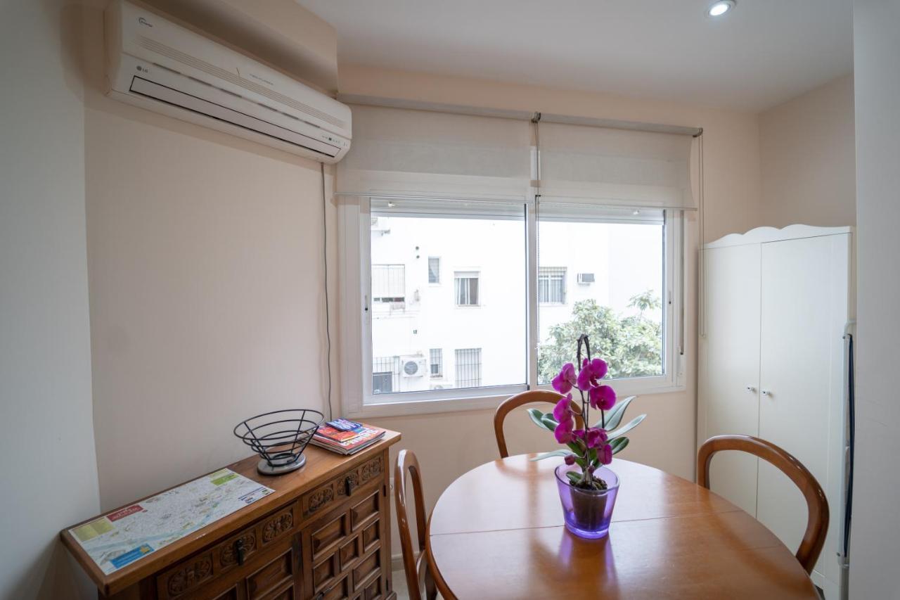 Apartmán Larra Nervion Subway Tranvia Sevilla Exteriér fotografie